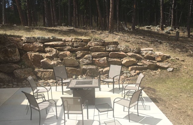 Gather the family to explore the Black Hills from this centrally located oasis.