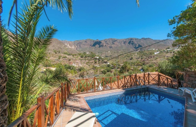 GC0261 Holiday cottage with private pool in San Bartolome