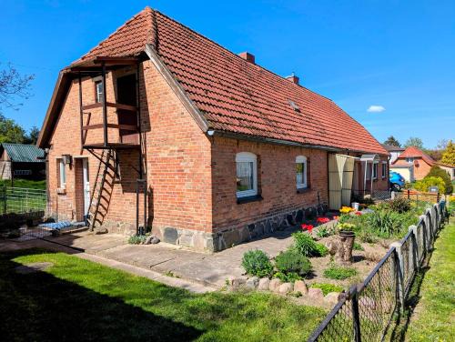 Gemütliche Bauernkate für 4 mit Kachelofen