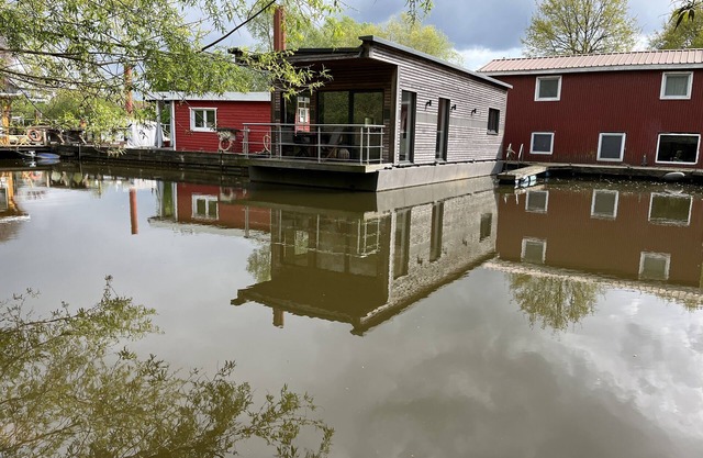 Gemütliches Hausboot in Winsen-stöckte