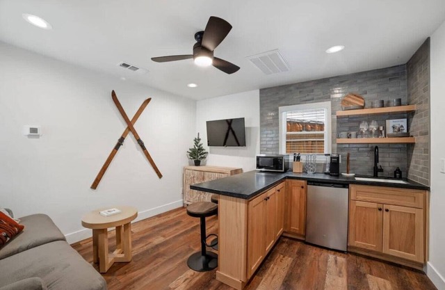 Gem in South Lake Tahoe Bayview