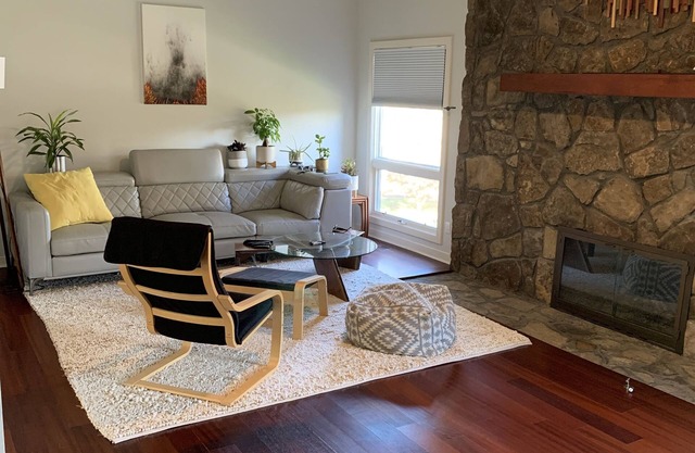 Gem on missionary Ridge. Great for long term renter and corporate rental