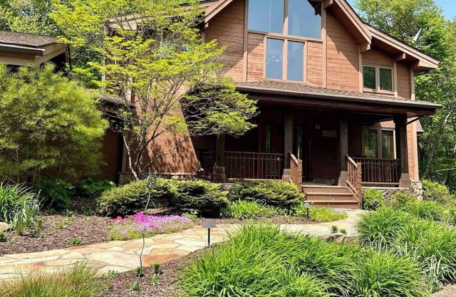 Getaway deep in the woods with basketball court