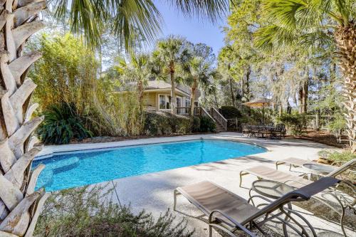 GI700: 700 Glossy Ibis