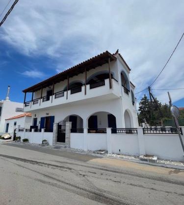 GIALOS APARTMENT