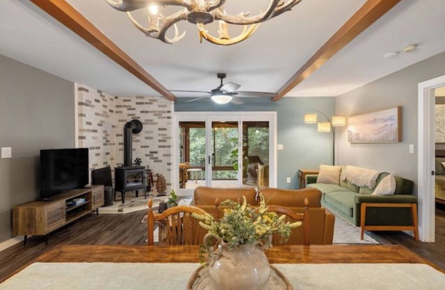 GiGi's moutain lake Cottage