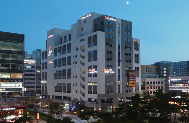 Gimpo Hotel M Tower
