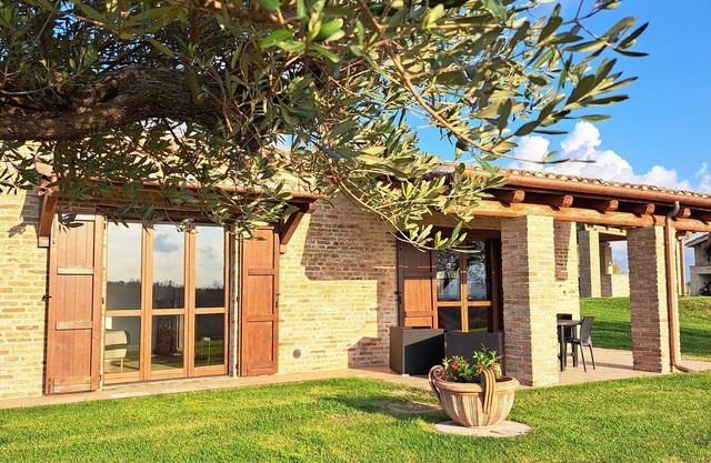 GINEPRO the annex of Villa Vernaschi Ideal for a couple or a family with a child