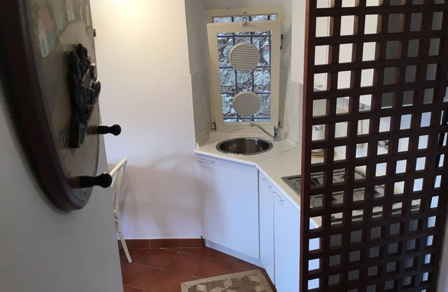 Gio's house, sea view, in the village of La Serra di Lerici