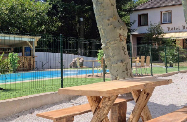 Gîte Le Creusot-Bourgogne with swimming pool - Ground floor with PMR access