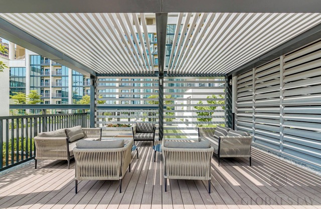 GLOBALSTAY. The Crest Tower C Apartments