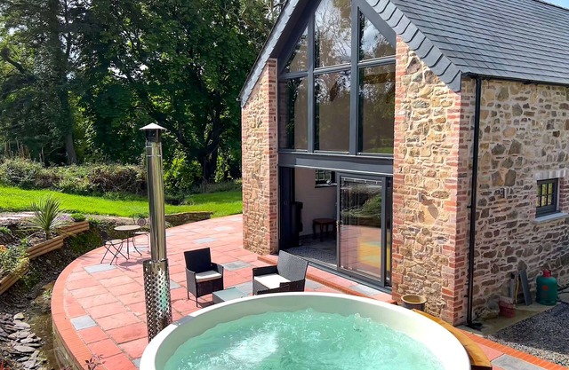 Gloriously rural, Y Felin is a fantastic luxury barn conversion in Pembrokeshire
