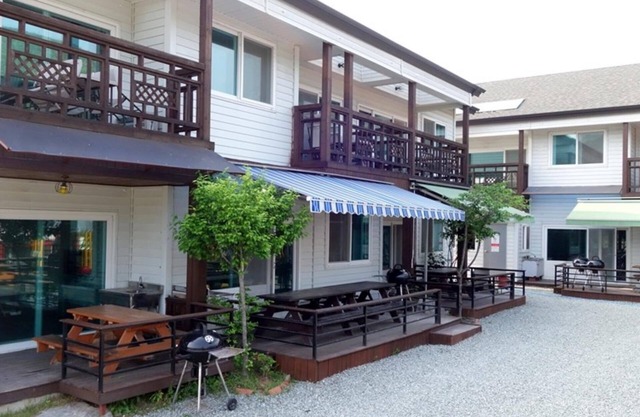 Goesan Byeolbit Pension