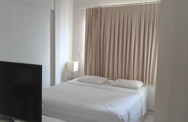 Golden Dolphin Supreme - apartment 806 8th floor near the center