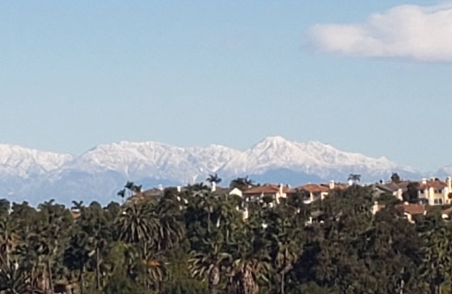 Golf course views, top location in Villa Point