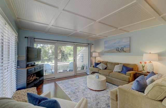Golf View, Pool, Pickleball, Stocked kitchen - 52 Fairway Dunes
