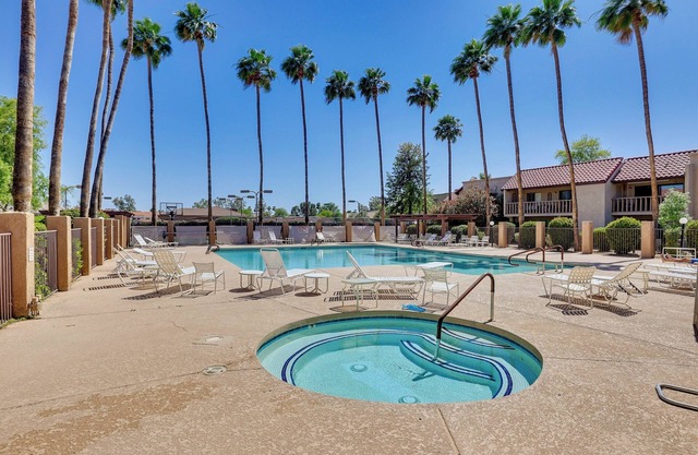 Golfer's Haven: Scottsdale Gem Near 21 Courses