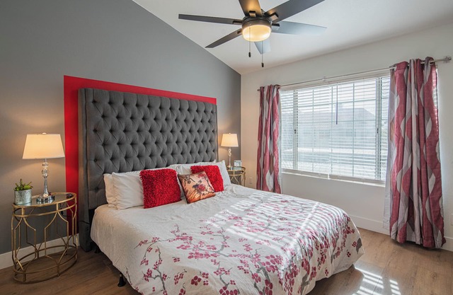 Golfer’s Paradise | <1 mi to TPC | 2BR Stay