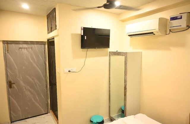 GOPINATH .P GUEST HOUSE