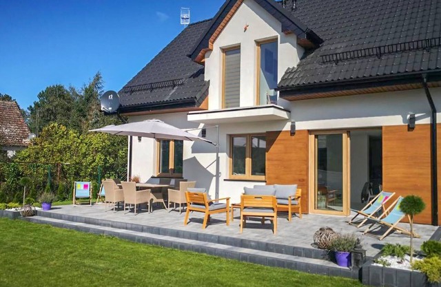 Gorgeous apartment in Nowecin with WiFi