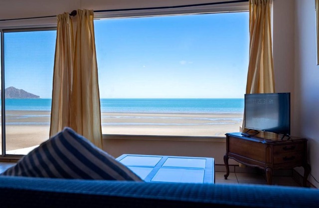 Gorgeous beach front condo