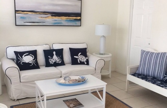 Gorgeous Beachy Chic Condo in Key Biscayne, FL