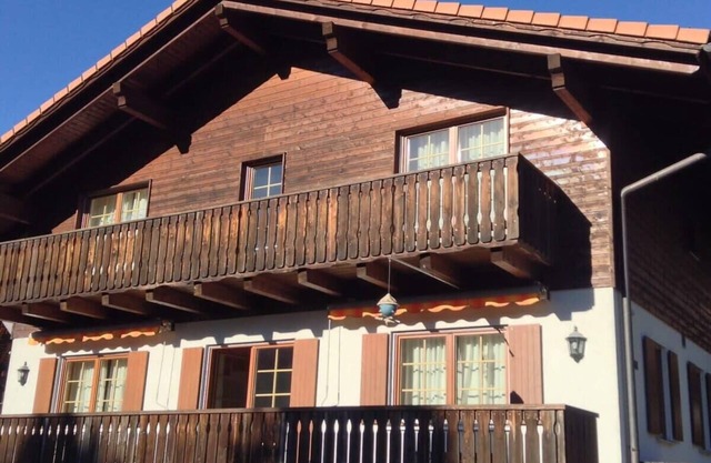 Gorgeous Chalet in Truttli Area of Lauenen