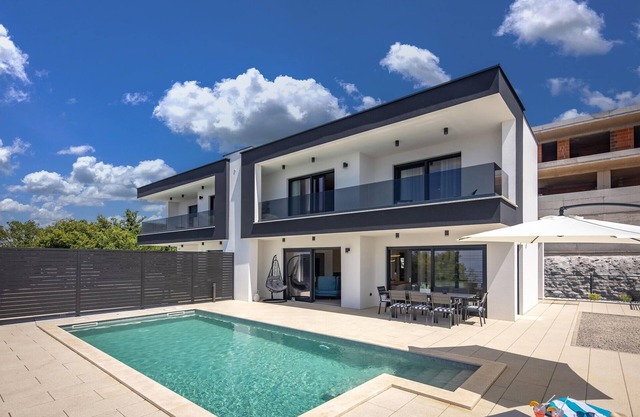 Gorgeous home in Kostrena