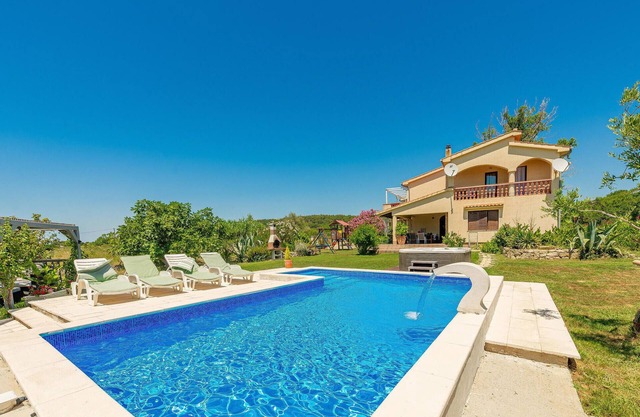 Gorgeous home in Ljubac