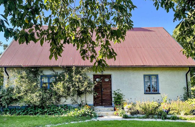 Gorgeous home in Vallstena with WiFi