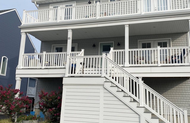 Gorgeous Newly Renovated in Monmouth Beach! 🌊