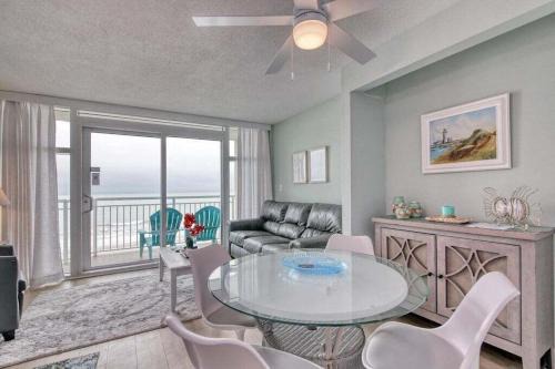 Gorgeous Ocean Front 1 Bdr Condo in HSS 4th FL