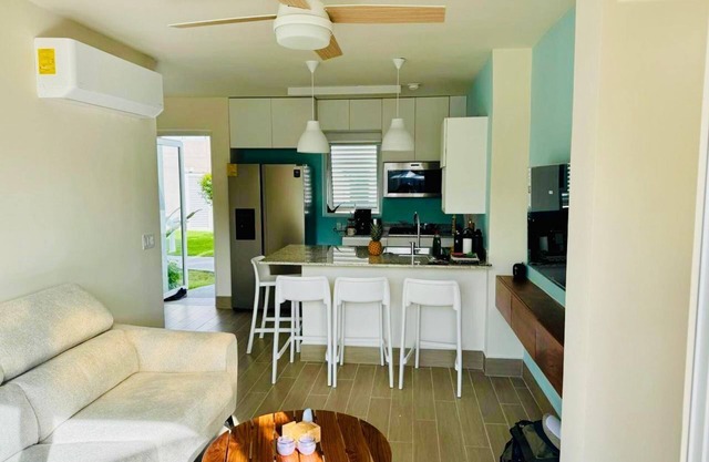 Gorgeous Pool View Two BR Beach Villa