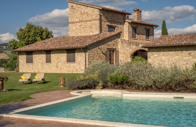 Gorgeous Villa overlooking Todi