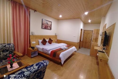 Goroomgo Hotel Mareema Hotel Manali Non Veg