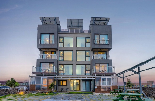 Goseong Littlesquare Oceanview Pension
