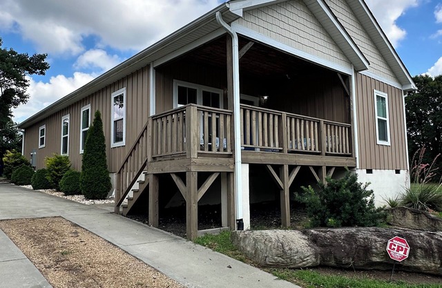 Grace Delani Getaway. Charming 3 bedroom home located in Gastonia, NC.