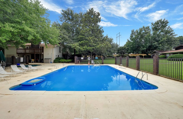 GraceBwithU 2 Bed/2 Bath Cozy Townhouse