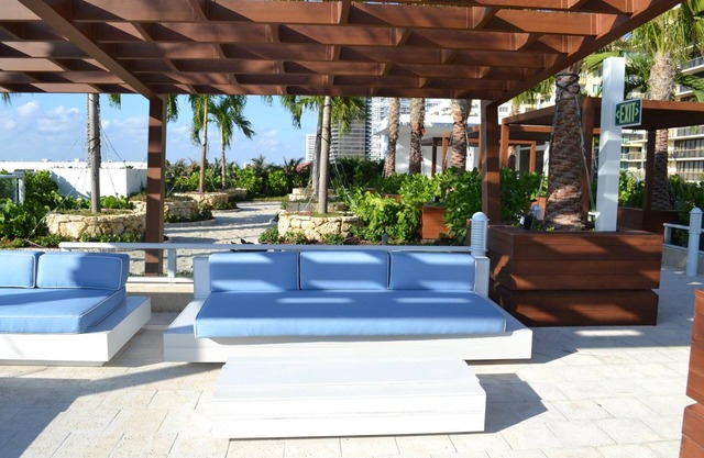 Grand Beach Hotel Surfside West