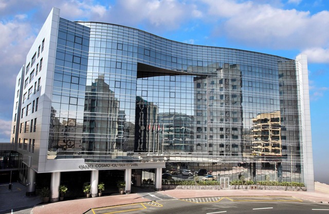 Grand Cosmopolitan Hotel
