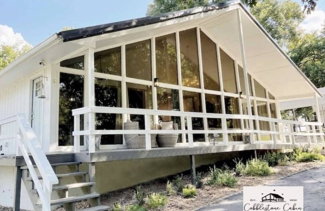 Grand Lake cabin on Monkey Island minutes from Shangri-La w/Hot Tub and Fire Pit