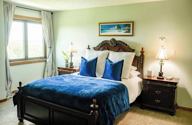 Grand Lake Getaway – Vista Towers 10th Floor Condo with Golf & Lake Views