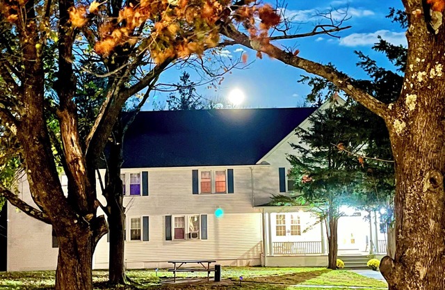 Grand Lake Hotel
