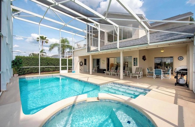 Grand Panoramic 5BR Pool Home near Disney Parks