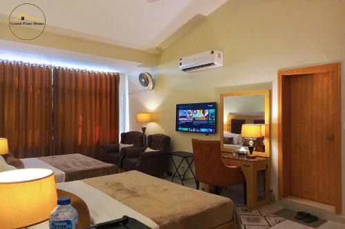 Grand Peace House III