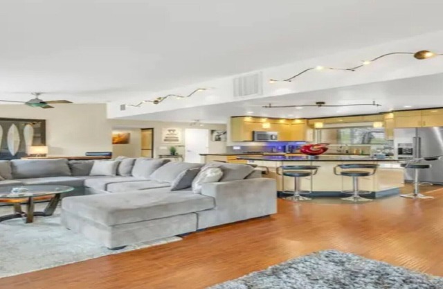 Granite Bay Getaway - Relaxing oasis with Jacuzzi.