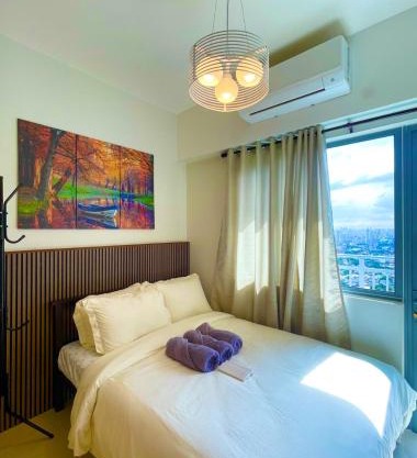Grass Residences Elegant Staycation