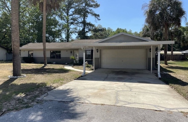 Great Comfy house 10 minutes from The Villages & Ocala - Great for travelers!
