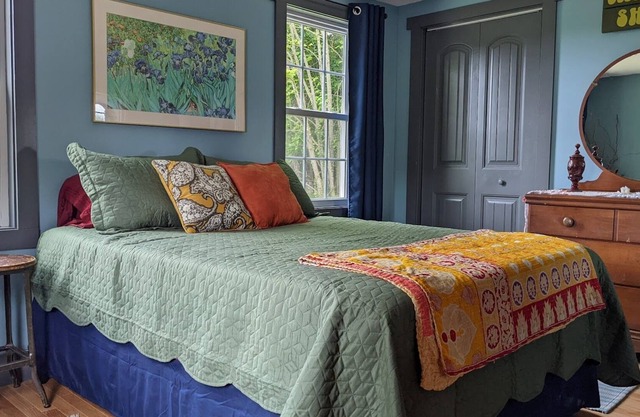 Great for larger groups and central to hiking or the city life.