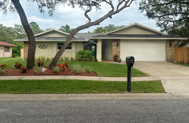 Great for long stays, work at home, beach or pool. Plenty for the kids to do!